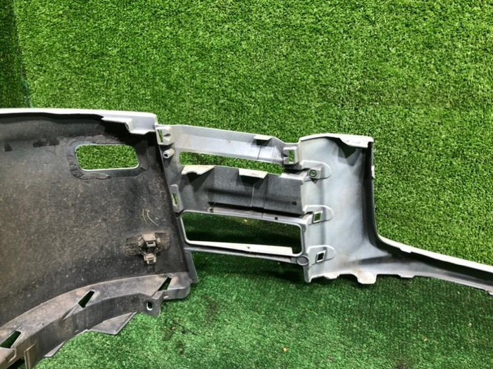 Бампер передний Toyota Land Cruiser 300 (2021-н.в.)