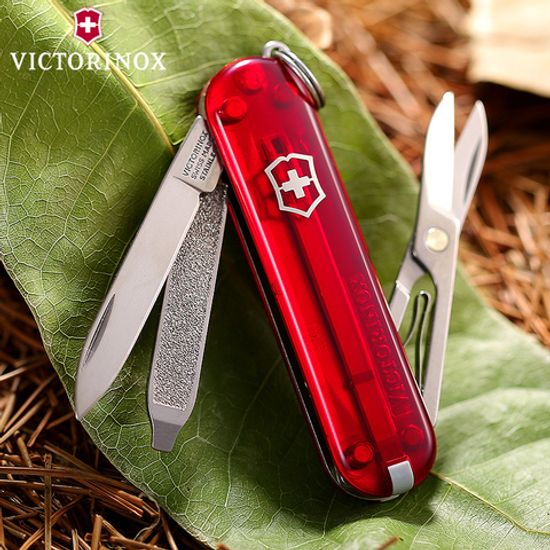 Нож Victorinox Мод. Classic Red (58мм) - 7 функций