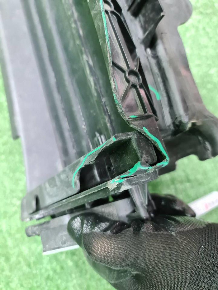 Воздуховод радиатора Lixiang L7 (2022-н.в.)