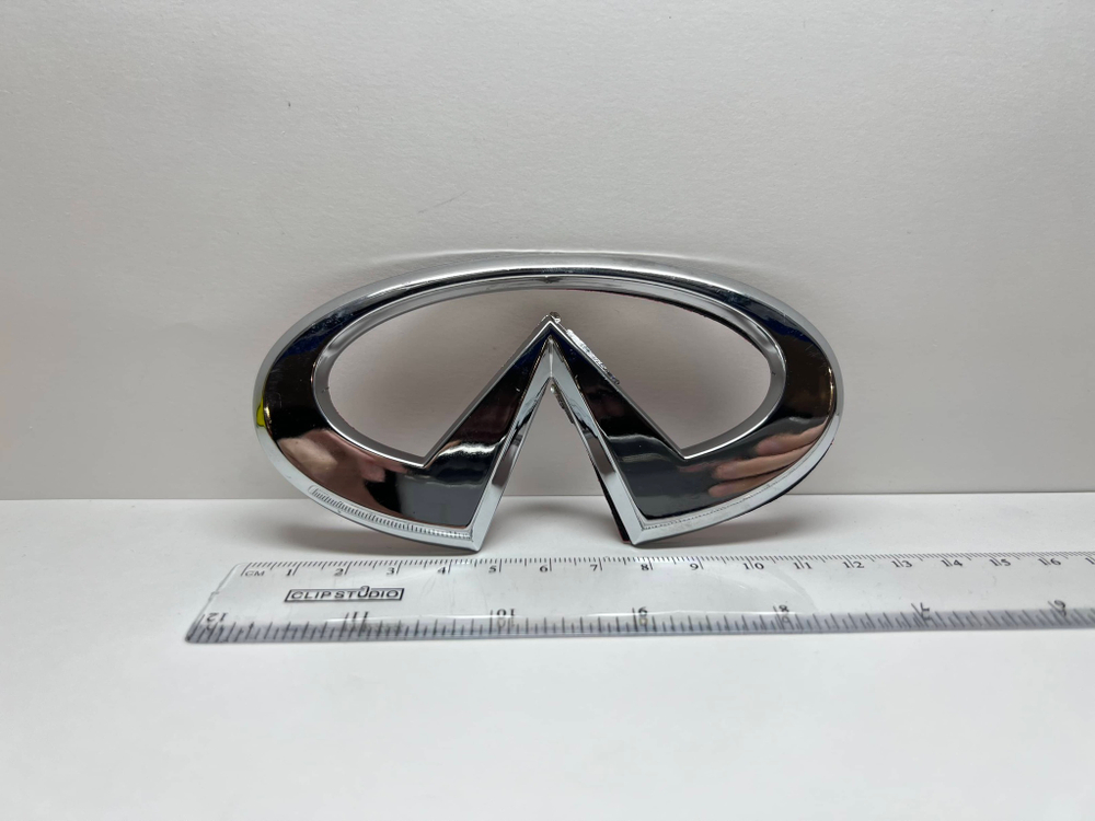 Логотип (шильдик, надпись, эмблема) "Infiniti" 12см для крышки багажника / решетки радиатора / капота