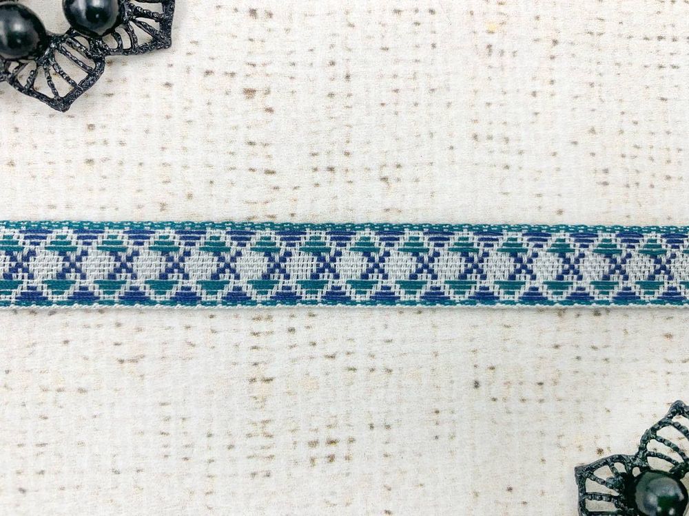 Тесьма жаккард, ш. 1,3 см.