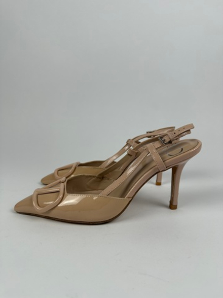 Слингбэки Valentino