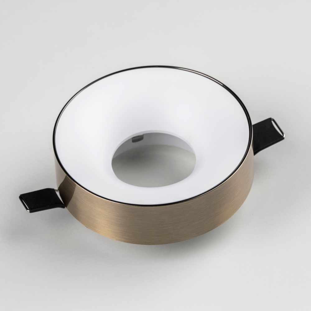 L01002021 Светильник LEVIGO MR16/HP16 БЕЛЫЙ МАТОВЫЙ/БРОНЗА (010020+510021)