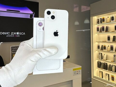 iPhone 13, 128 ГБ б/у