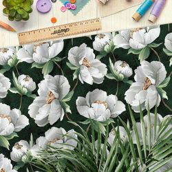 Ткань сатин белые цветы из комиксов на тёмно-зелёном фоне