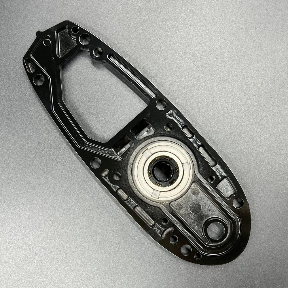 Основание помпы охлаждения Suzuki DT40, DF40-50 (KACAWA)