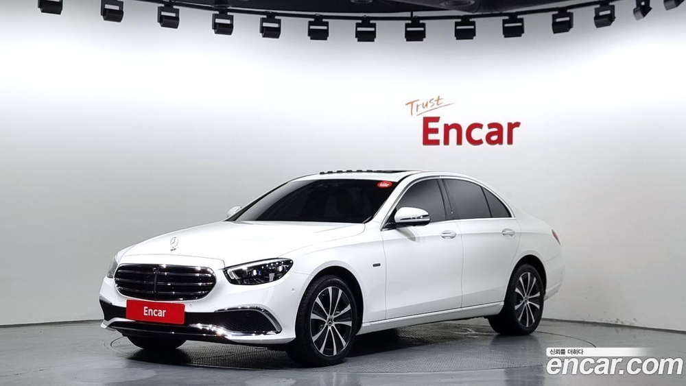 Mercedes-Benz E-Class W213 E300e 4MATIC Exclusive (05.2021)
