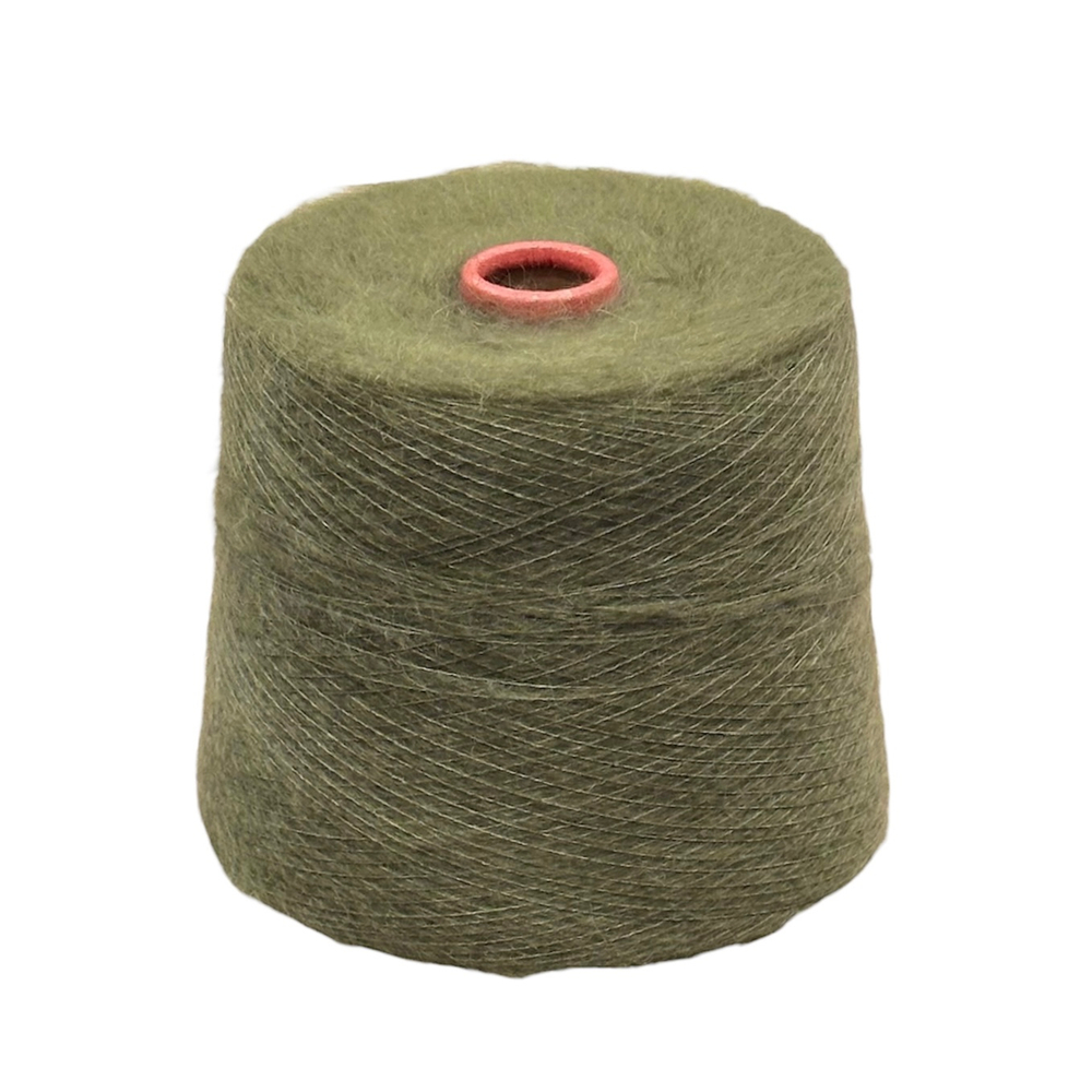 Kid Silk, Filati Venezia, 70% кидмохер 30% шелк, 900 м./100 гр.