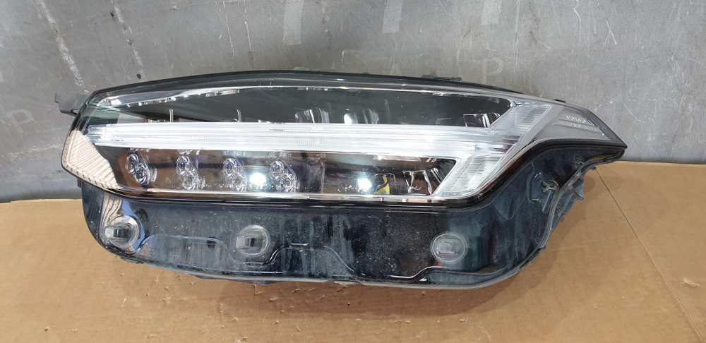Фара левая LED Volvo XC90 2  Б/У Оригинал 31656987