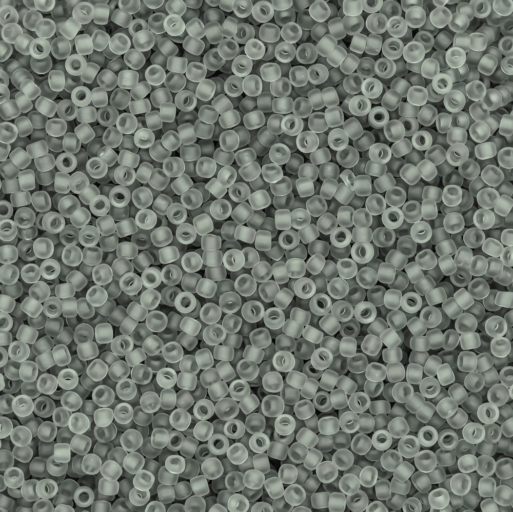 Японский бисер TOHO Round 15/0 (№9F), прозрачный матовый