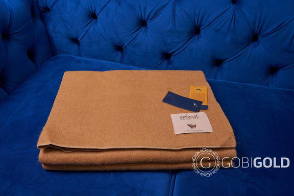 Одеяло тканое из шерсти мериноса LUX (овечья шерсть) ERDENET 150x200 см. - камэл