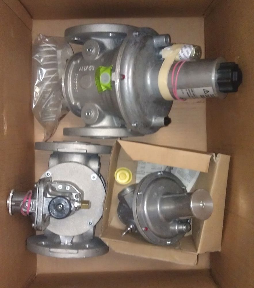 Газовый регулятор с пружиной (Снятые опции) Kromschroeder АРТ: 116-027 Газовый регулятор с пружиной (Снятые опции) Kromschroeder АРТ: 116-027