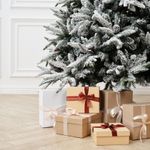 Заснеженная елка с шишками «ile Grande» (Литая+пвх) 210 см / 2,1 м