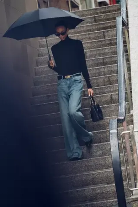 ZARA БАЗОВЫЙ ОДНОТОННЫЙ ДЖЕМПЕР, ЧЕРНЫЙ