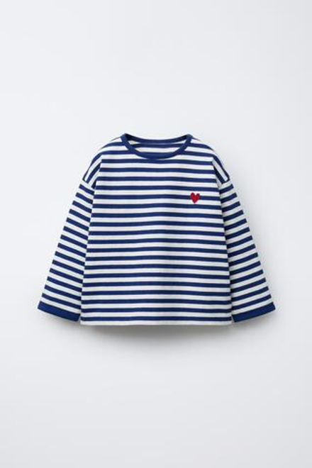 ZARA ТРИКОТАЖНАЯ ФУТБОЛКА В ПОЛОСКУ С НАШИВКОЙ «СЕРДЦЕ», МОРСКОЙ СИНИЙ