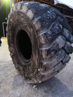 35/65R33 Michelin XLDD2 шина б/у