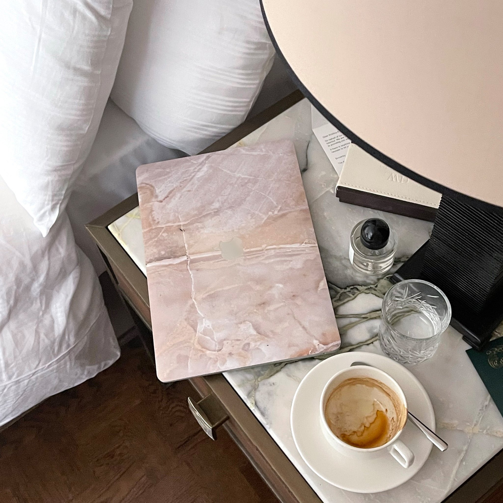 Виниловая наклейка TWINKLE для MacBook