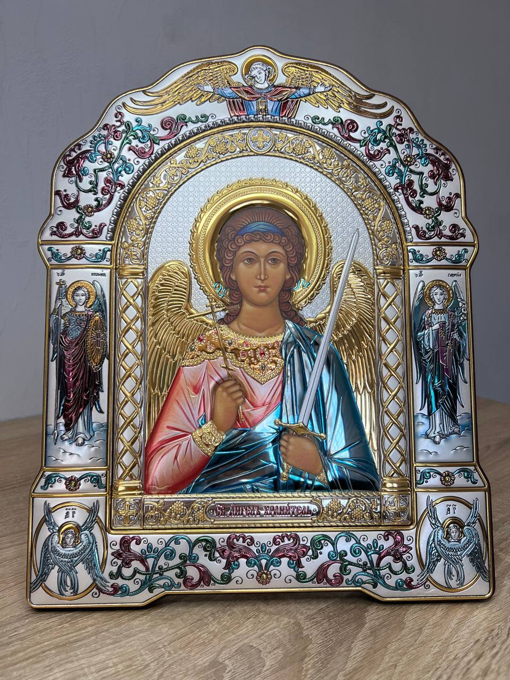Ангел хранитель, икона арочная с рамкой, красное дерево, эмаль 206х270