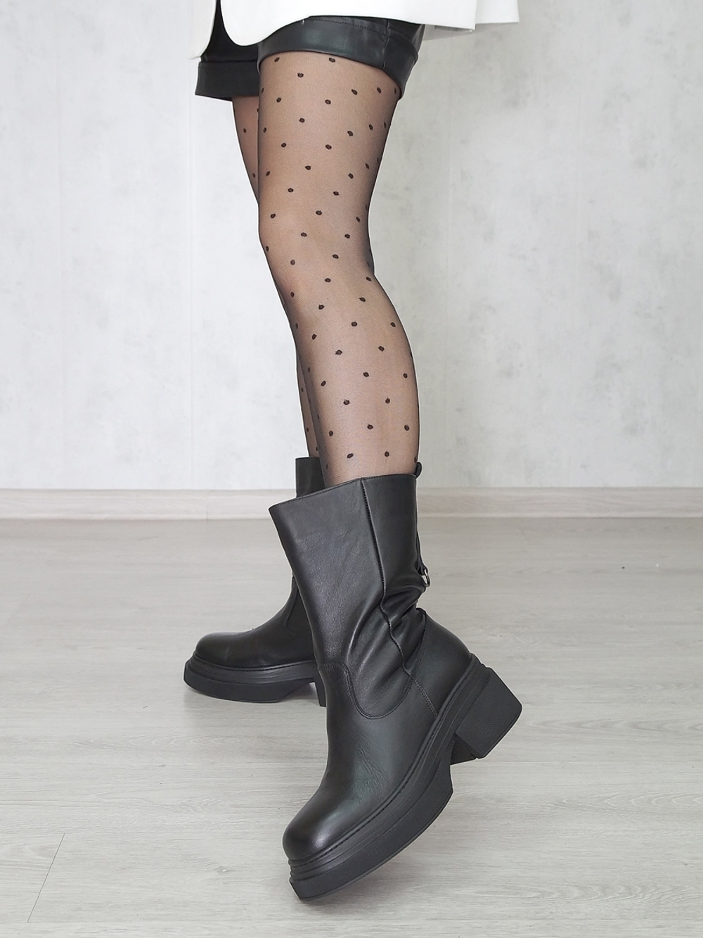 Полусапожки женские зимние LIANREZA 017-1901 \01K