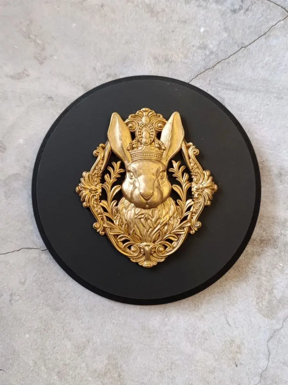 Панно на стену для интерьера Кролик