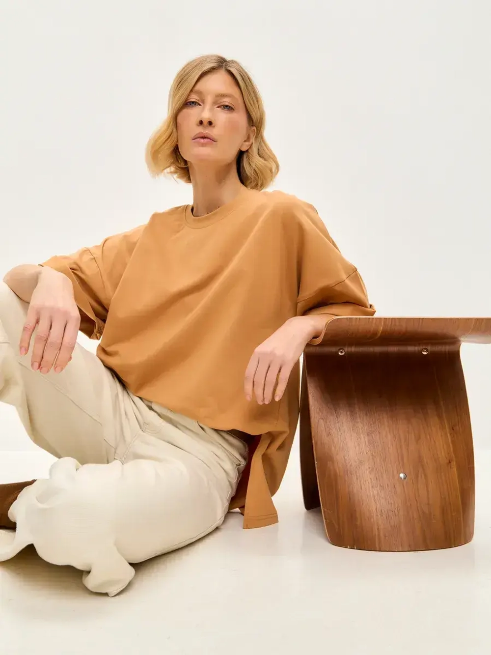 Футболка удлиненная с разрезами оверсайз