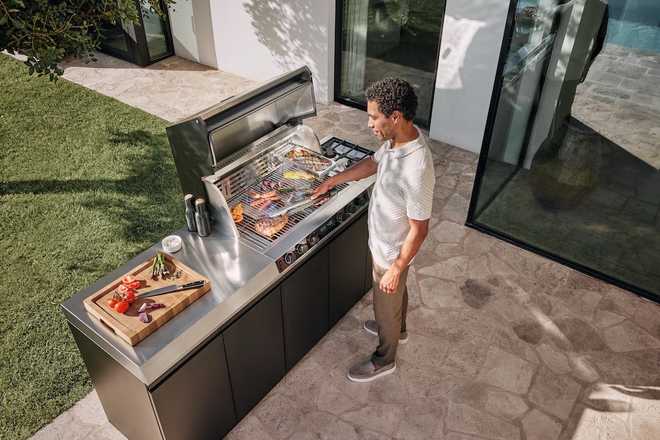 Модуль для хранения Miele Dreams – Store L с полками сталь