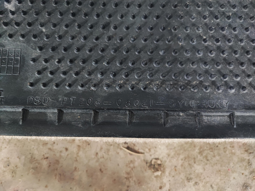 Коврик заднего ряда салона Toyota Sienna 1 02-03 Б/У Оригинал PT2080802101