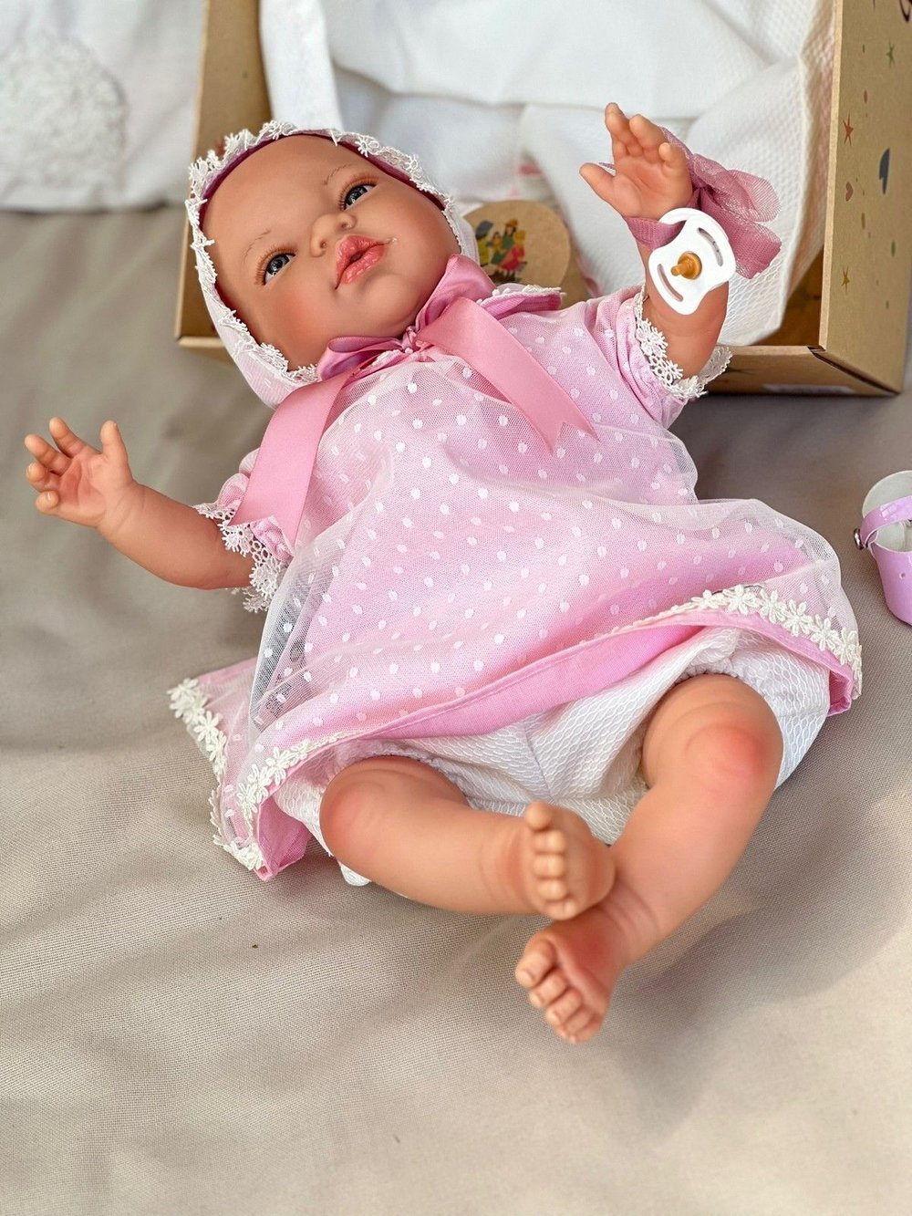 Кукла Реборн Nines 48см Sandra мягконабивная (N0208)