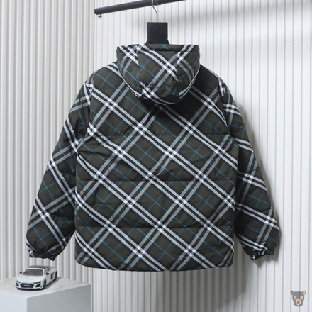 Двусторонний пуховик Burberry