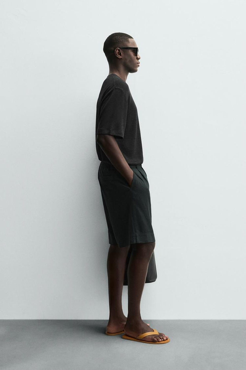 ZARA ФУТБОЛКА ИЗ ВИСКОЗЫ, ЧЕРНЫЙ