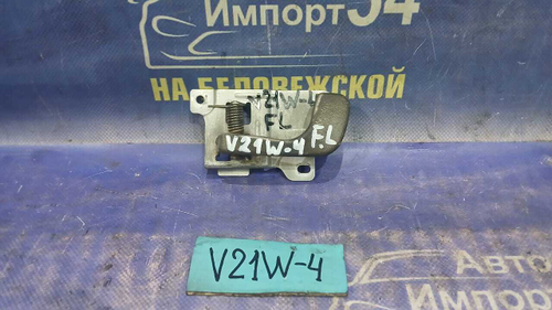 Ручка двери передней левой салонная MITSUBISHI PAJERO 1998