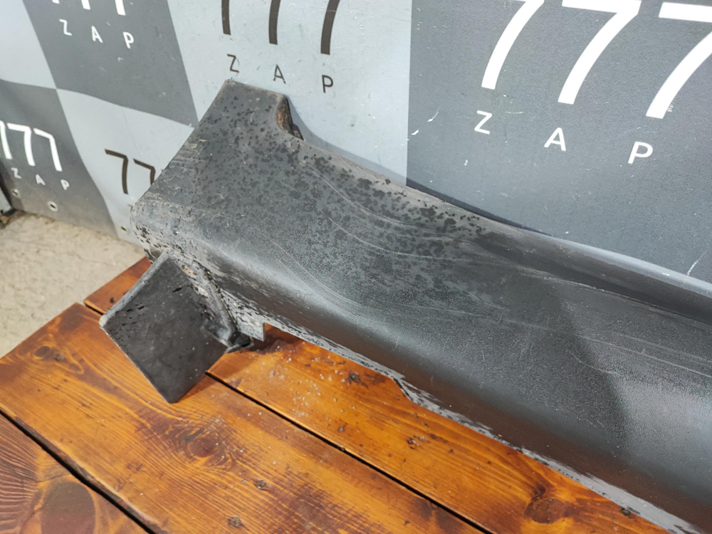 Накладка порога правого Kia Sportage 4 (QL) 16-22 Б/У Оригинал 87754F1100