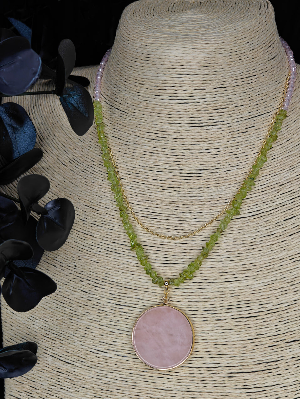 Двурядное колье "Розовый рассвет"