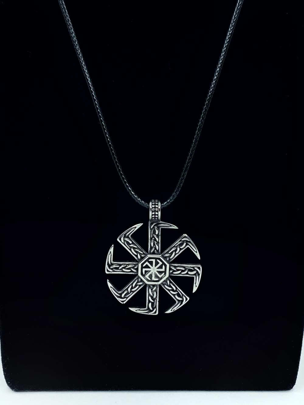 Славянская подвеска оберег Коловрат магический амулет из стали