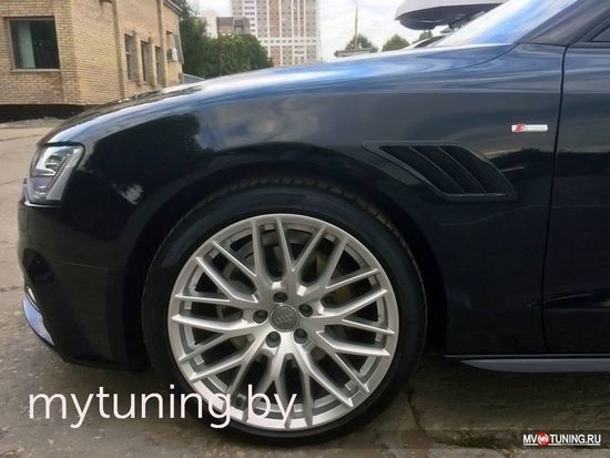Универсальные жабры в передние крылья Audi A5 / S5 / RS 5