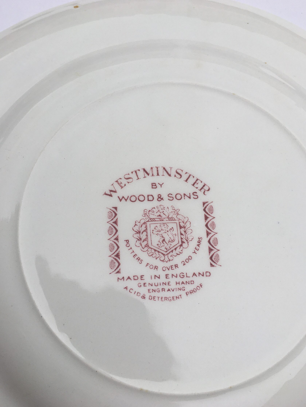 Тарелка Wood & Sons