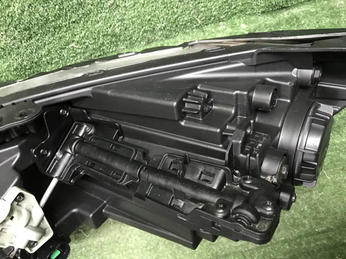 Фара правая Kia Carnival 4 (2020-2023) LED