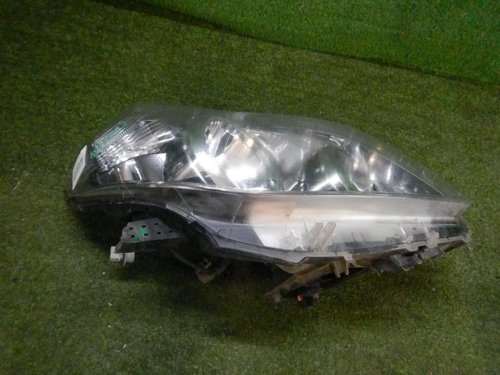 Фара правая Toyota Land Cruiser Prado 150 (2009-2013) ксенон