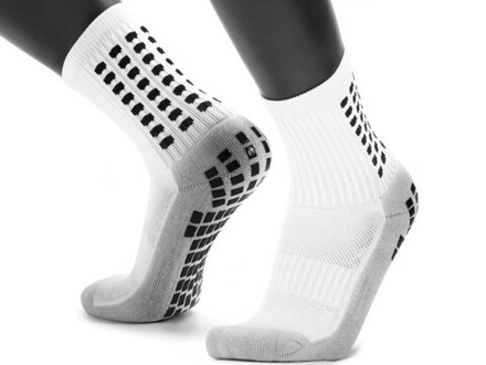 Носки с нескользящей подошвой. Цвет: белый.