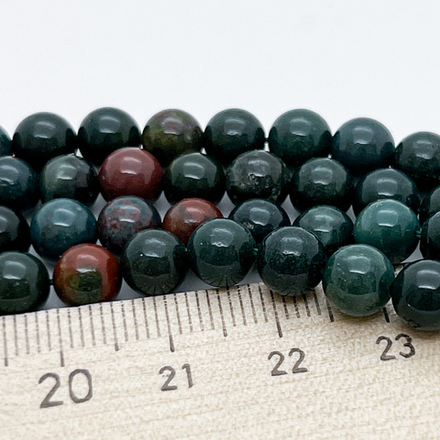 Гелиотроп бусины, диаметр около 6,4 мм, цена за 28-29 шт (1/2 нити)