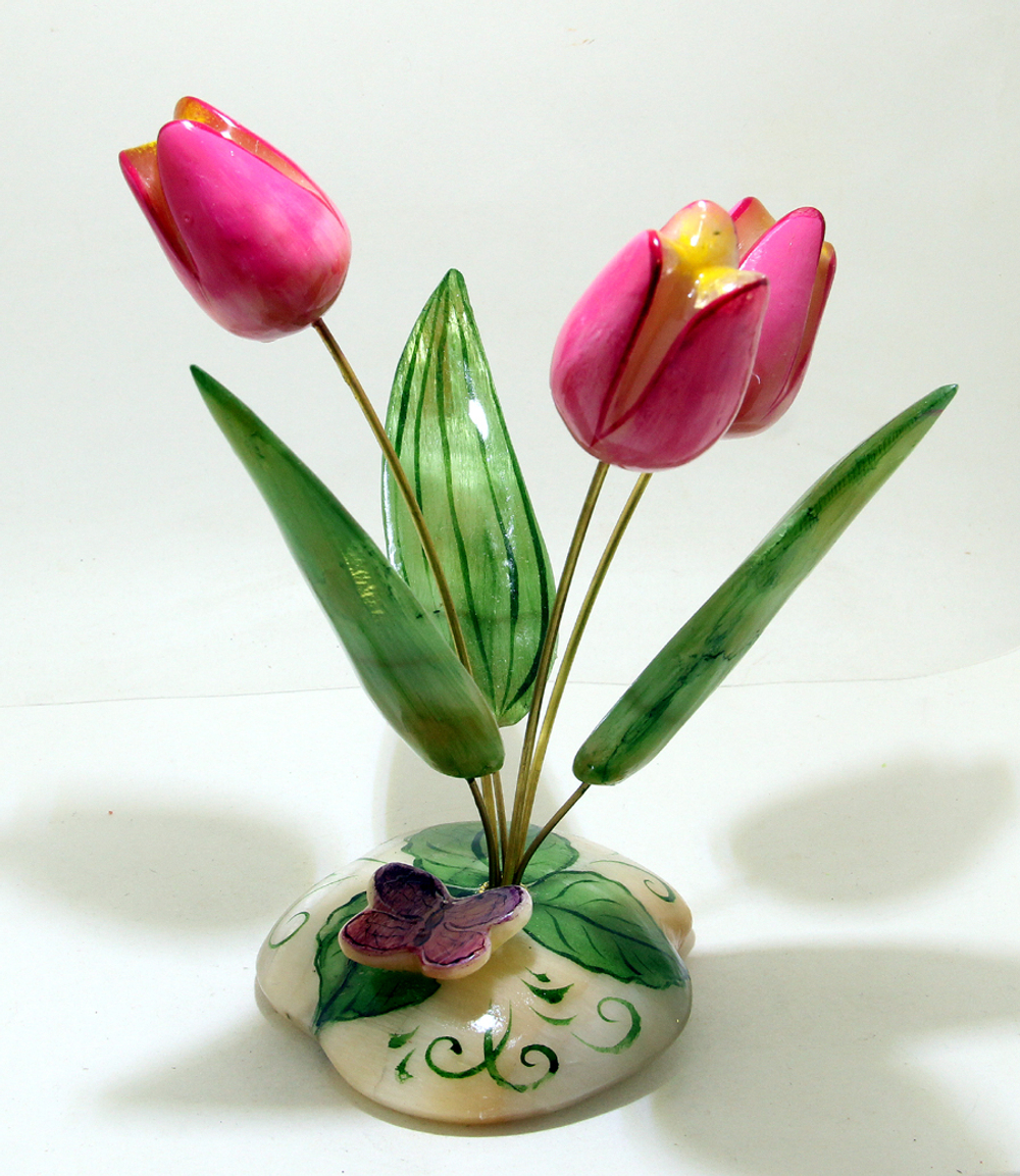 Цветы " Тюльпаны" из селенита 160-100-85 мм вес 500 гр.