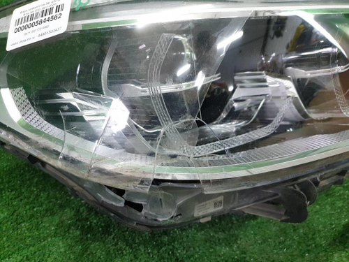 Битая Фара правая BMW 5er G30 (2017-2020) Adaptive LED