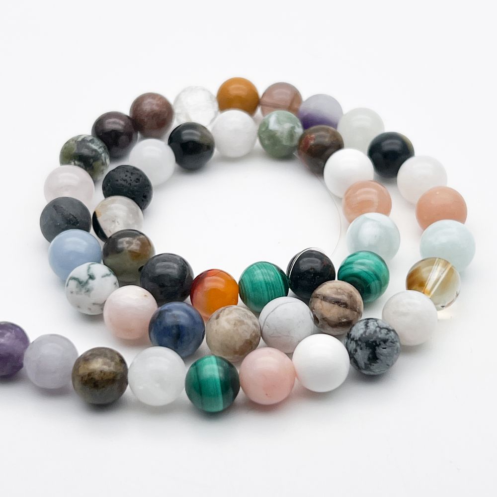 Натуральные камни микс, диаметр 8-8,8 мм, цена за нить 47 бусин