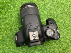 Canon 700D Kit 18-55mm IS II 600 кадров