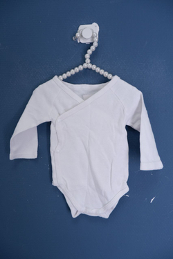 Боди белое трикотажное на 1-3 месяца
