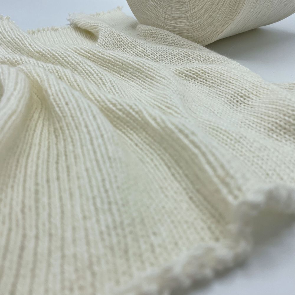 Старая карточка  EXTRIME  (300 гр.) NEW MILL 5% шёлк 5% кашемир 8% ангора 22% меринос 35% вискоза 25% полиамид