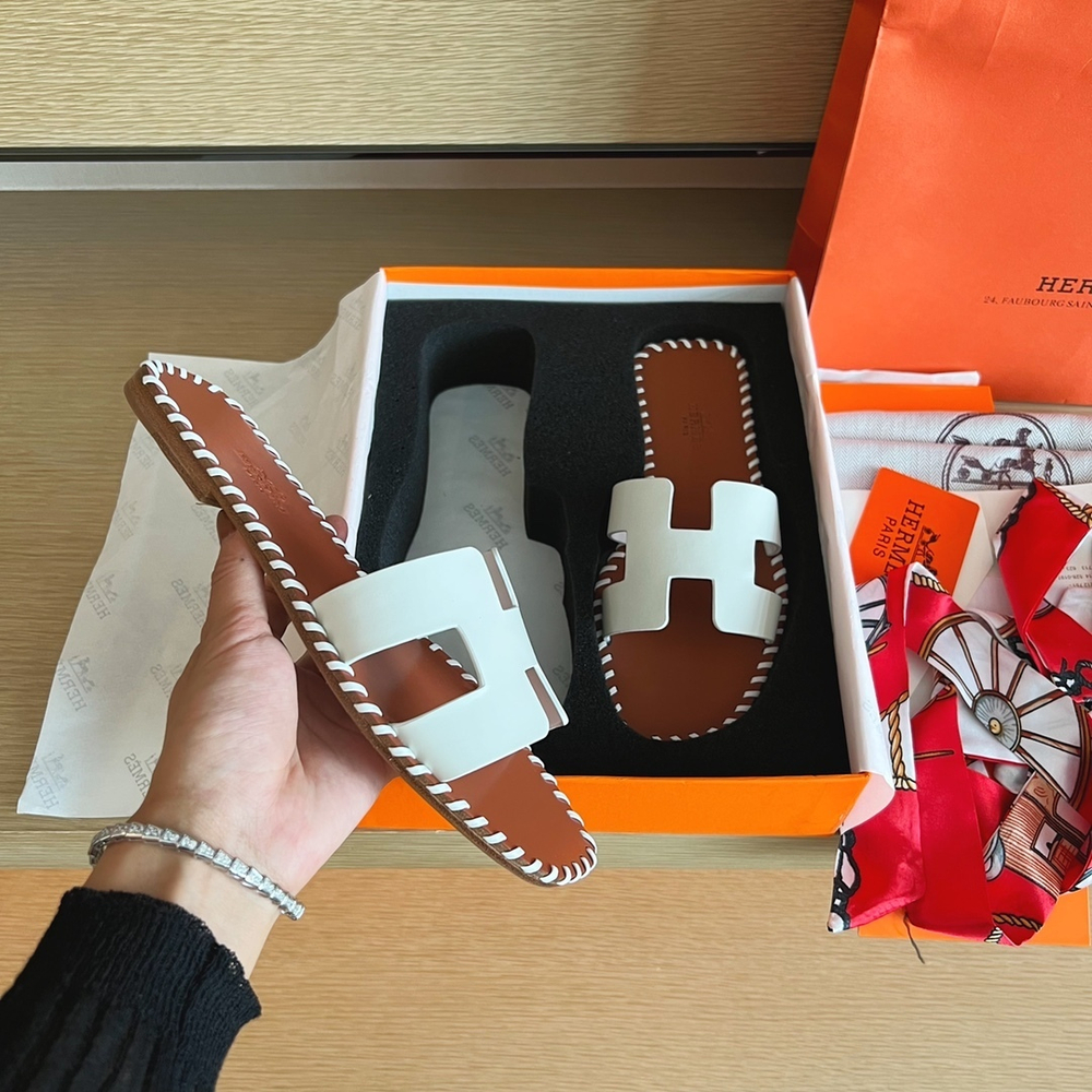 Hermes Oran Sandal