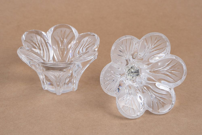 Парные хрустальные подсвечники в виде цветов