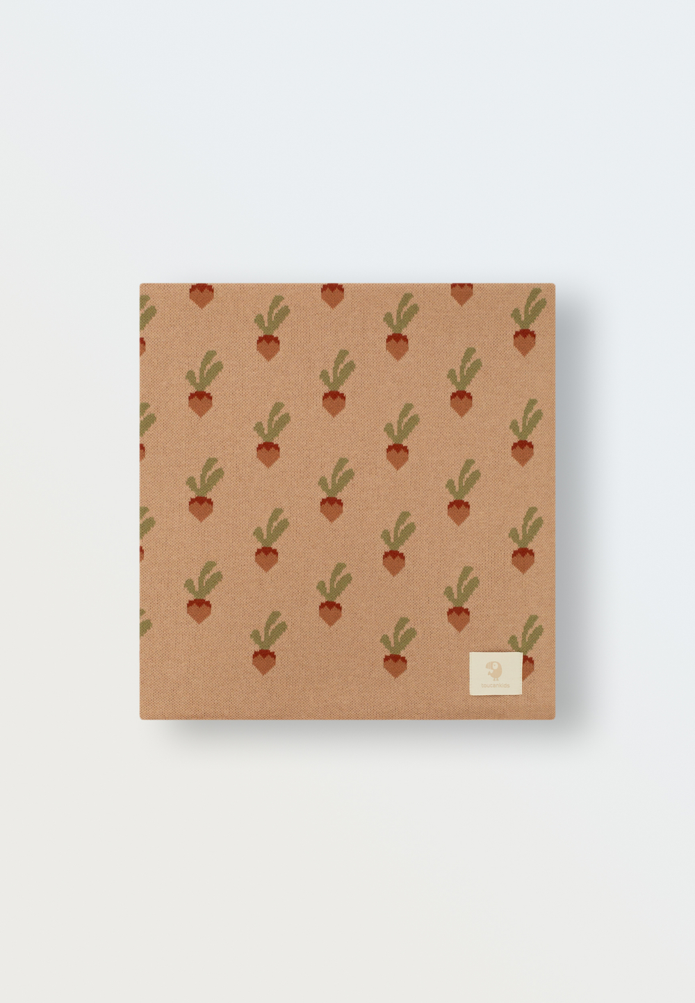 Вязаный плед редиски