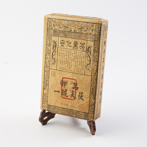 Е Шен Аньхуа Цзинь Хуа Хей Ча